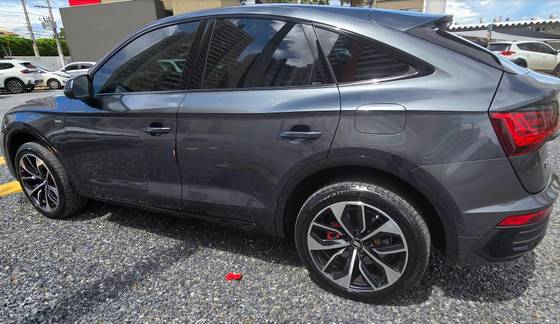 AUDI Q5 2.0 55 TFSIE PHEV SPORTBACK PERFORMANCE BLACK QUATTRO S TRONIC AUDI Q5 2.0 55 TFSIE PHEV SPORTBACK PERFORMANCE BLACK QUATTRO S TRONIC